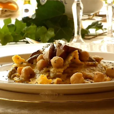 ホテル Residenza D'epoca Eremo Delle Grazie モンテルーコ