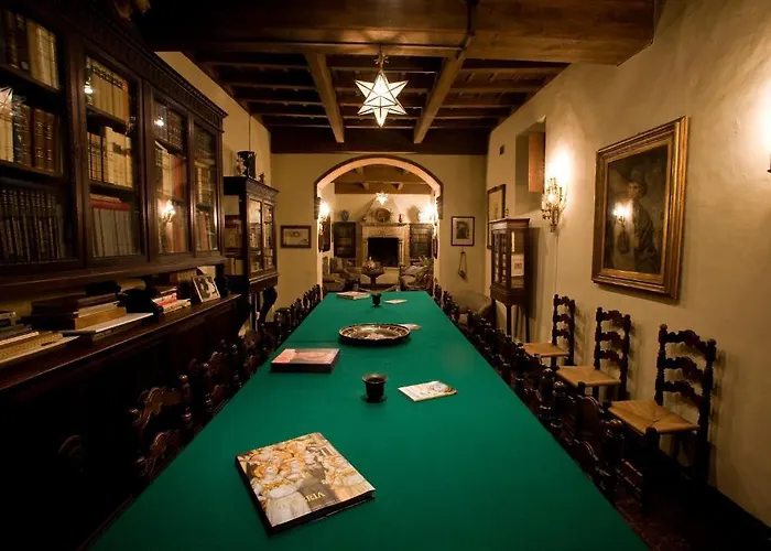 Residenza D'epoca Eremo Delle Grazie 3* Monteluco